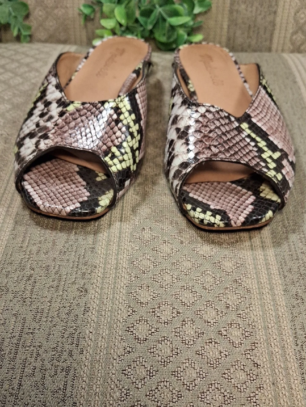 Madewell Erica Peep Toe Snakeskin Flats - Picture 9 of 14